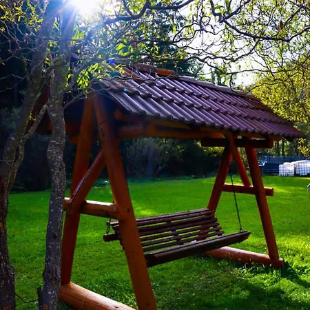 In Inima Muntilor - Galkuti Kulcsoshaz Holiday home *